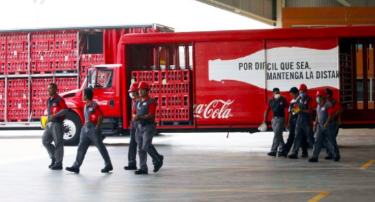 Asalta comando armado centro de distribución de Coca-Cola